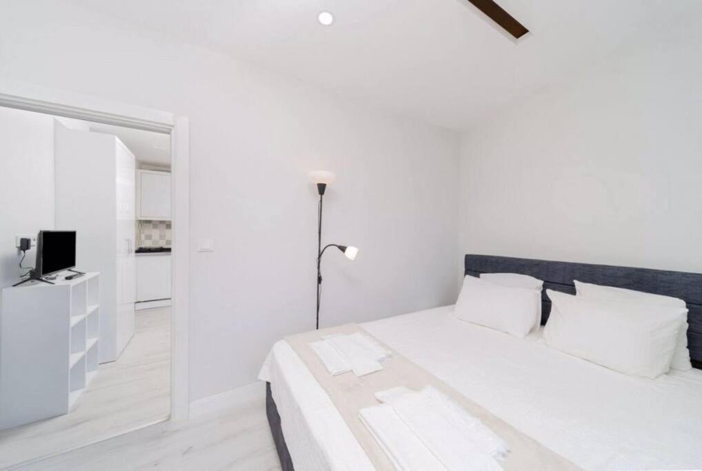 Cozy King Bedroom Dw Apt Kisla1 Antalya Dış mekan fotoğraf